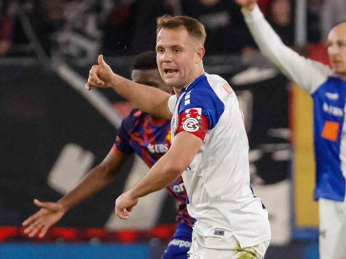 Zyrtare: Lojtari i kombëtares Shqiptare rinovon kontratën