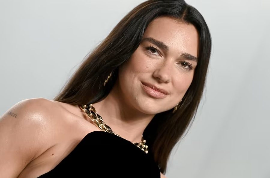 DUA LIPA PADIT SAMSUNG, KËRKON 15 MILIONË DOLLARË DËMSHPËRBLIM