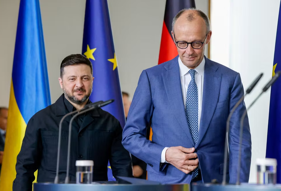 MERZ PROPOZON STATUS TË ASOCIUAR PËR UKRAINËN NË BE/ ANËTARËSIMI I PLOTË KËRKON KOHË