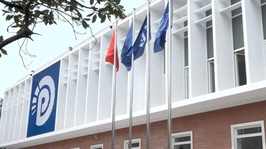 KRYESIA E PARTISË DEMOKRATIKE MIRATON LISTËN E KËSHILLIT KOMBËTAR