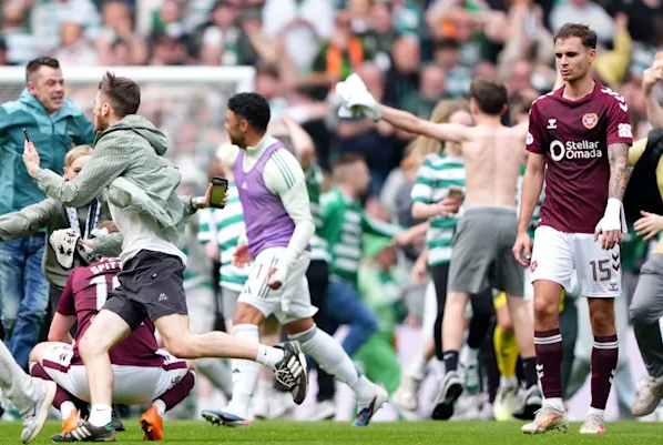 SKENAR I PAZAKONTË NË SKOCI: CELTIC RREZIKON HUMBJE NË TAVOLINË PAS NDËRPRERJES SË NDESHJES