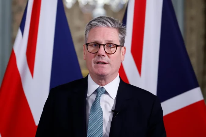 RRITET PRESIONI NDAJ KEIR STARMER, MBI 70 DEPUTETË LABURISTË KËRKOJNË DORËHEQJEN E TIJ