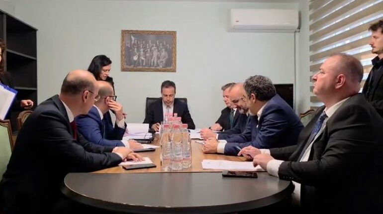 NUK KA SURPRIZA, PS DHE PD PËRSËRI BASHKË