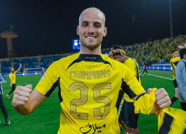 AEK KËRKON RIKTHIMIN E MITAJT PAS SHPALLJES KAMPION NË GREQI
