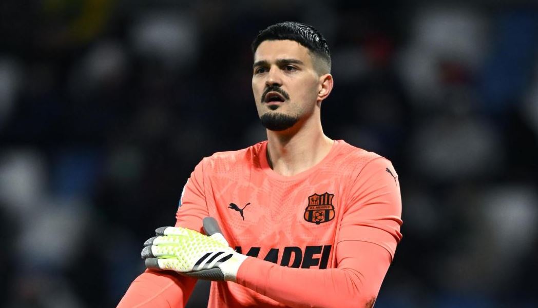 PORTIERI SHQIPTAR DEKLARON LARGIMIN NGA SASSUOLO