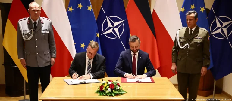 GJERMANIA DHE POLONIA NËNSHKRUAJNË MARRËVESHJE TË RE MBROJTJEJE PËR FORCIMIN E BASHKËPUNIMIT USHTARAK