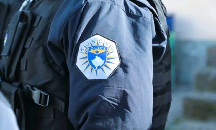 SHPËRTHIM TRONDITËS NË PRIZREN, SHËNJESTROHET SHTËPIA E AVOKATIT KADOLLI