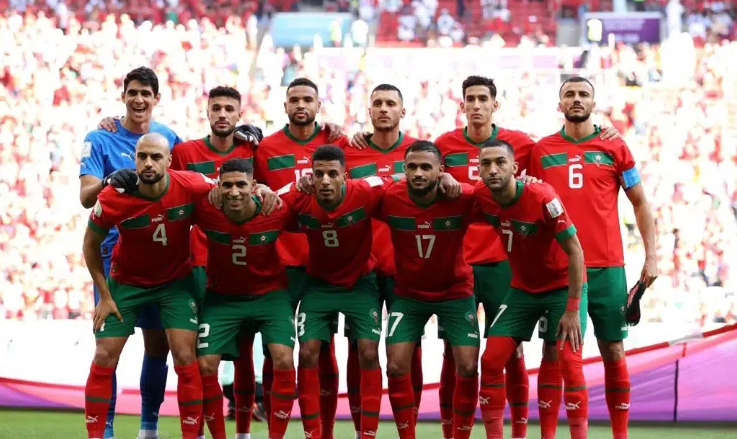 GODITJE PËR MAROKUN PARA DEBUTIMIT NË BOTËROR, DY TITULLARË HUMBASIN SFIDËN NDAJ BRAZILIT