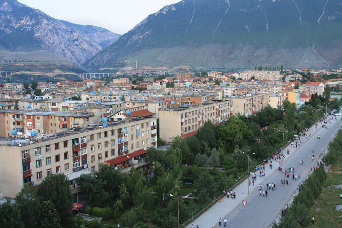 VERIU I SHQIPËRISË ZBRAZET ME RITME ALARMANTE, SHKODRA HUMBET MBI 25% TË POPULLSISË NË NJË DEKADË