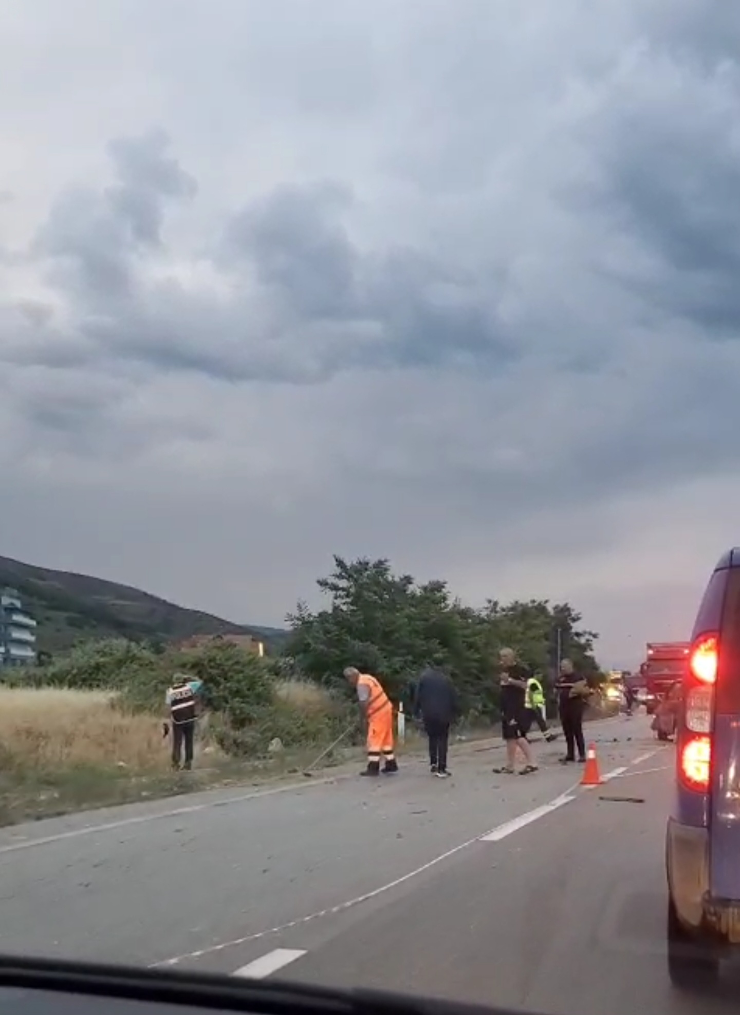 Aksident i rëndë në aksin Pogradec-Përrenjas në afërsi të fshatit Pojskë (VIDEO)