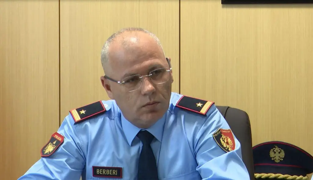 PEZULLOHET NGA DETYRA ISH-DREJTORI I POLICISË SË SHKODRËS, GENTIAN BERBERI NËN HETIM DISIPLINOR