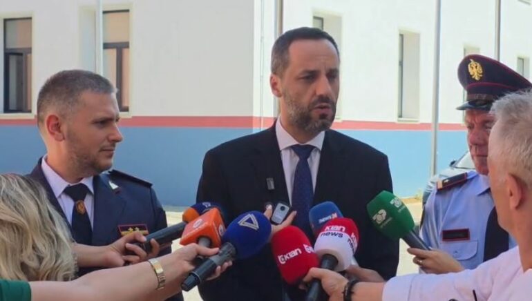 LAMALLARI/ POLICIA VEPROI PROFESIONALISHT