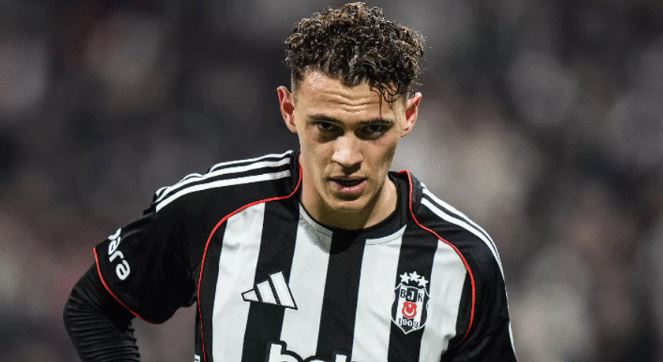 KRISTJAN ASLLANI NË DILEMË/ BESHIKTASHI DHE KALJARI NË GARË PËR MESFUSHORIN E INTERIT
